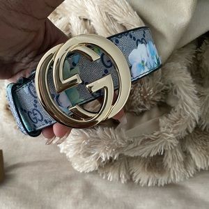 Gucci belt